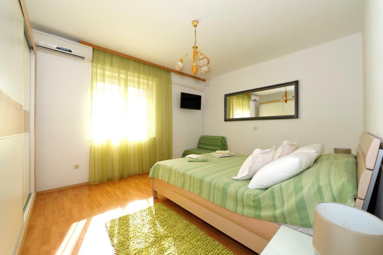 Apartmani Darinka Baška Voda Buitenkant foto